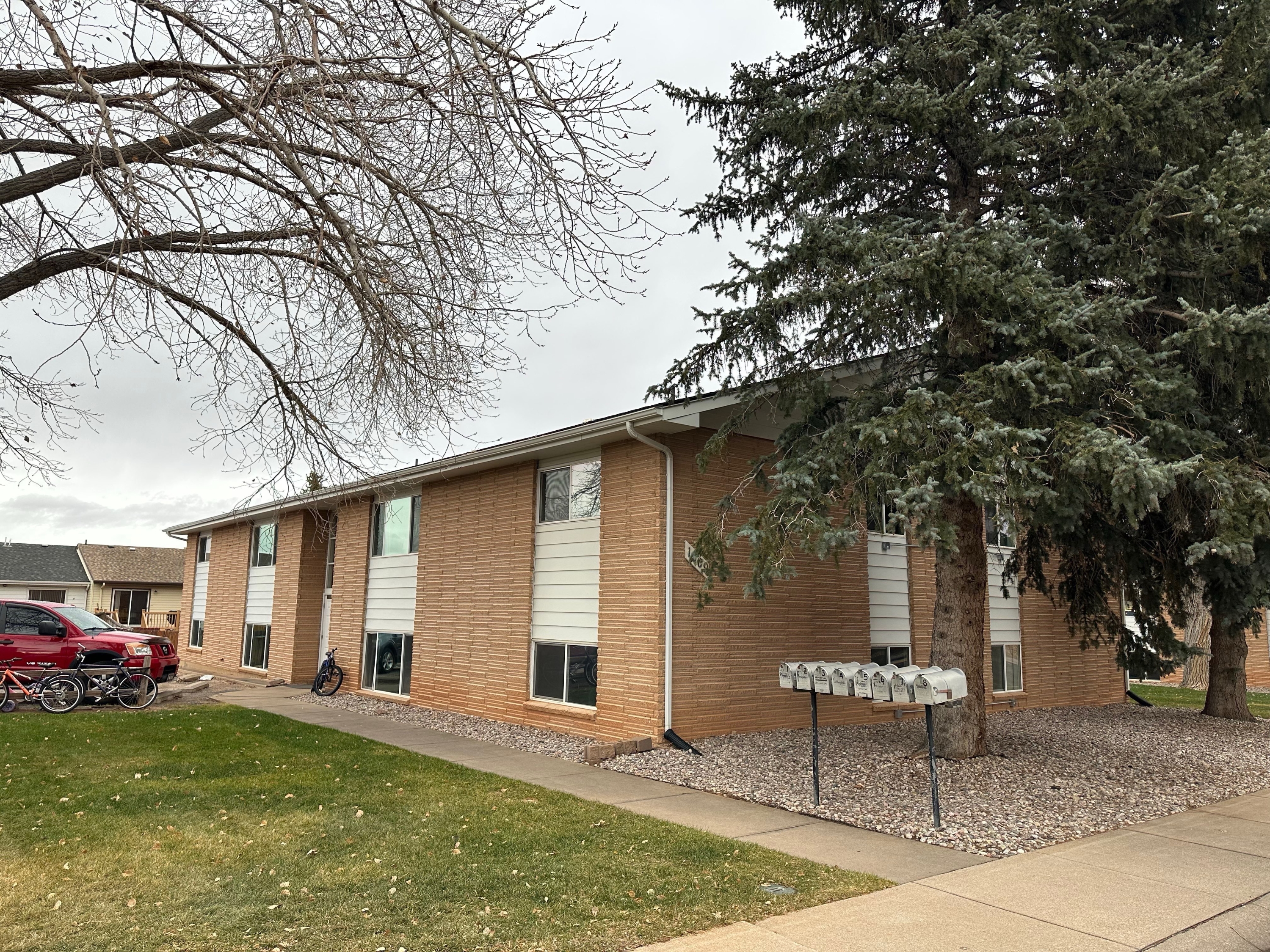 1609 East Baker Street - 3